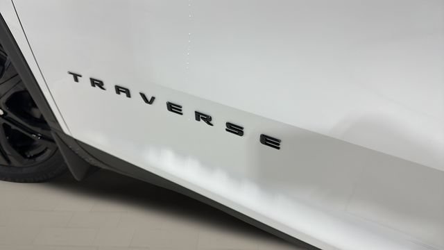 New 2027 Chevrolet Traverse LT w/ Midnight/Sport Edition FWD image 38