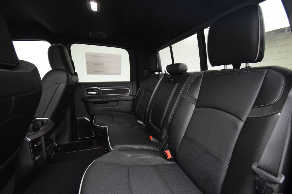 New 2026 RAM 2500 Laramie AWD/4WD image 39