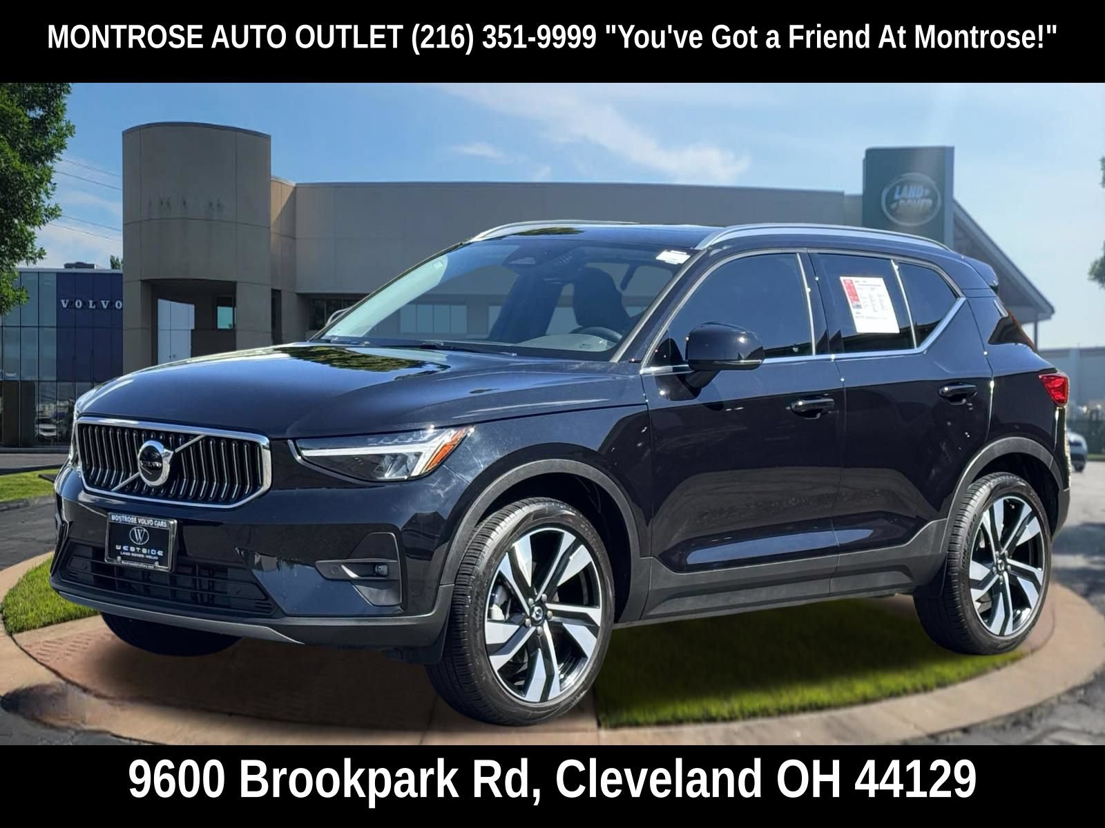 Certified 2023 Volvo XC40 B5 Plus w/ Protection Package Premier AWD/4WD image 9