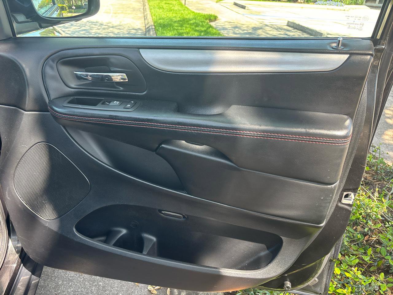 Used 2019 Dodge Grand Caravan GT image 22