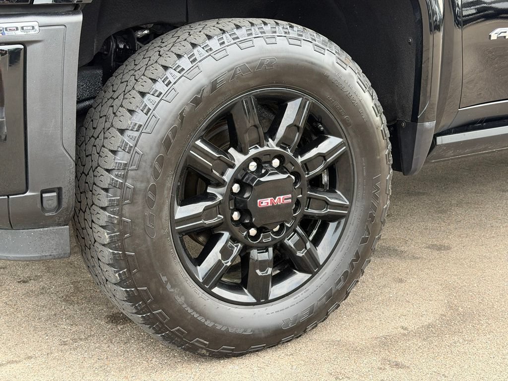 Used 2024 GMC Sierra 2500 AT4 w/ Technology Package AWD/4WD image 24