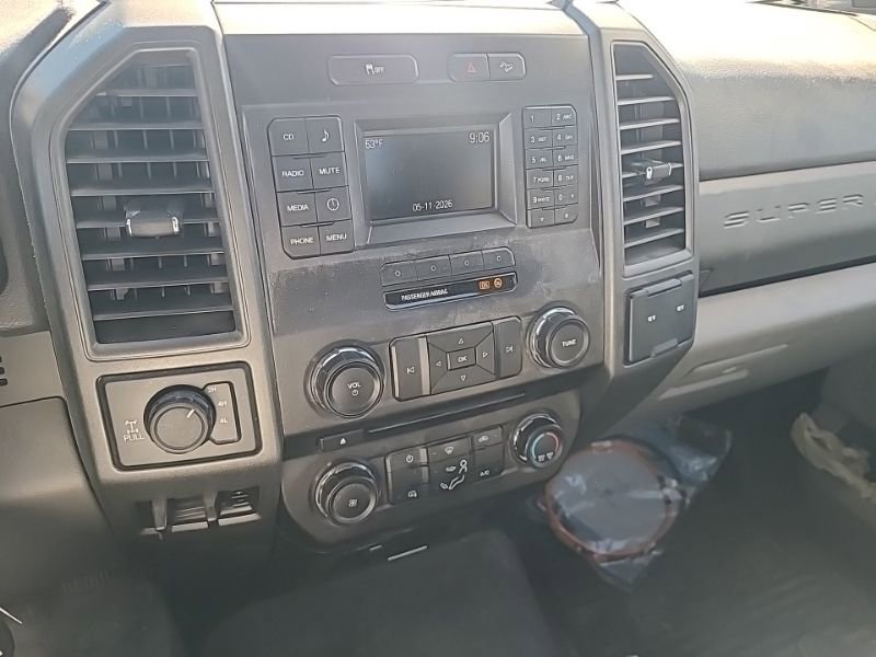 Used 2017 Ford F250 XL w/ STX Appearance Package AWD/4WD image 14
