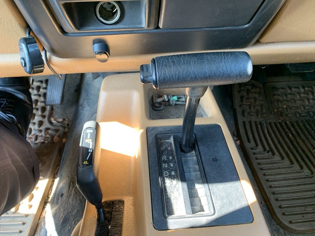 Used 1997 Jeep Wrangler Sahara AWD/4WD image 24