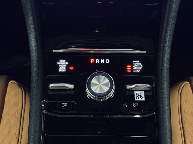 New 2025 Jeep Grand Cherokee Summit w/ Adv Protech Group IV image 31