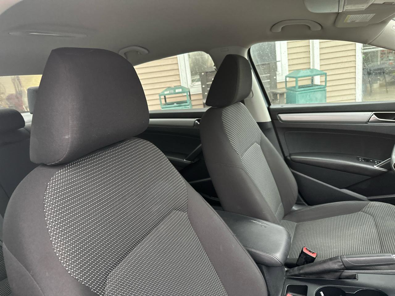 Used 2017 Volkswagen Passat 1.8T S image 17