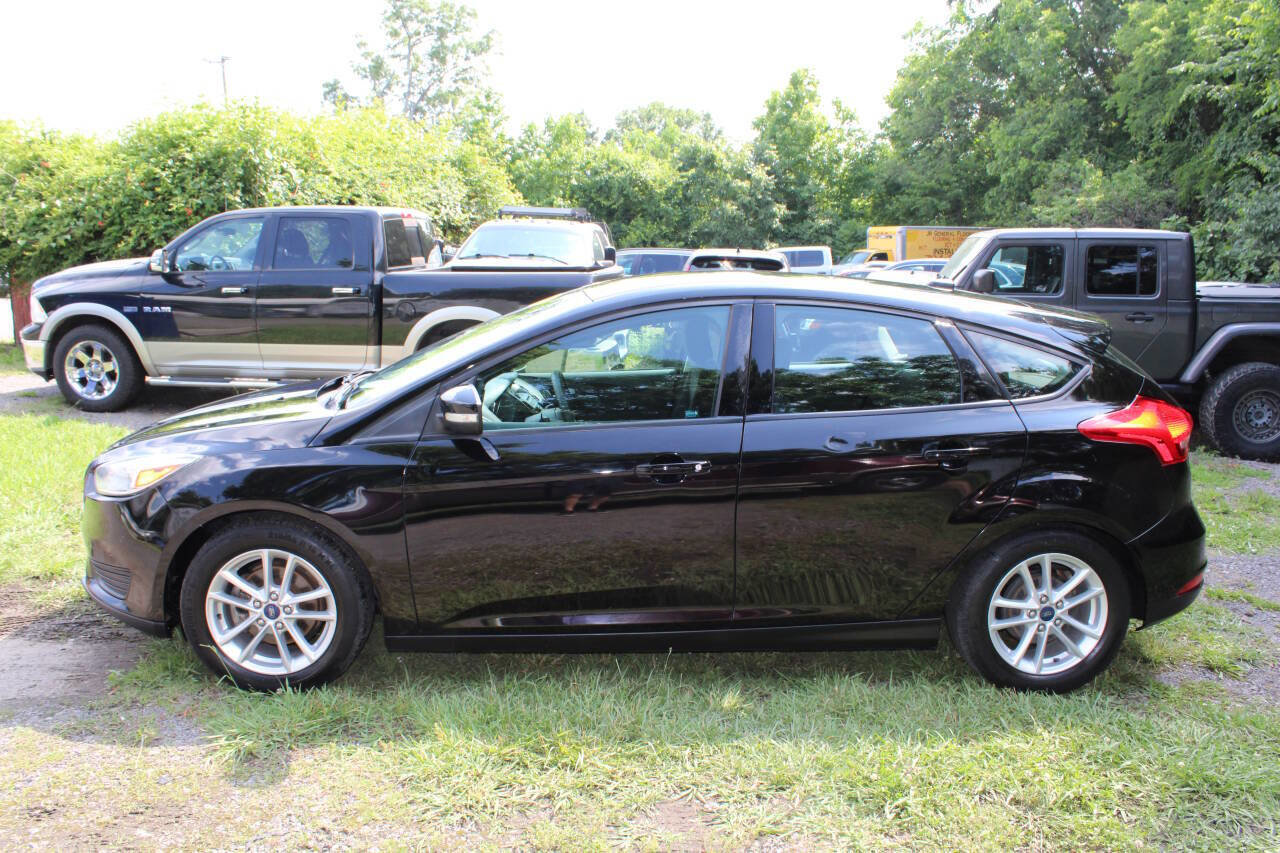 Used 2016 Ford Focus SE image 12