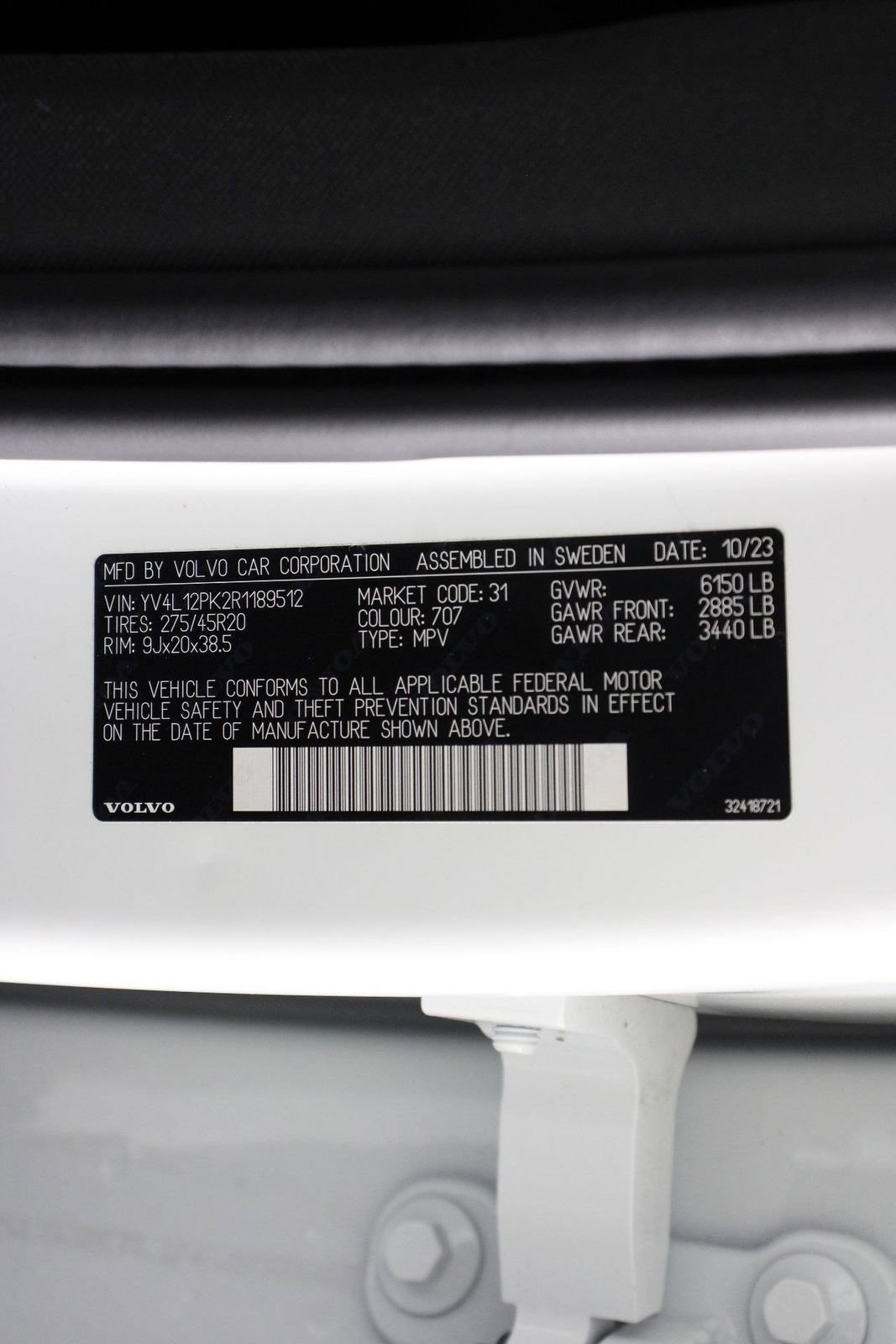 Certified 2024 Volvo XC90 B5 Core w/ Protection Package Premier image 16