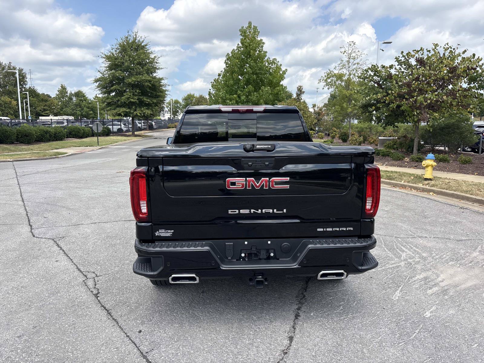 Used 2026 GMC Sierra 1500 Denali w/ Denali Reserve Package AWD/4WD image 7