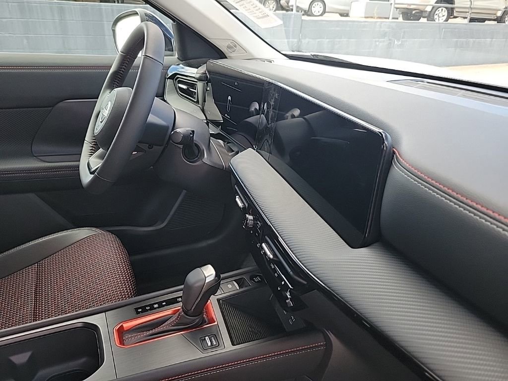 New 2026 Nissan Kicks SR w/ SR Premium Package image 45