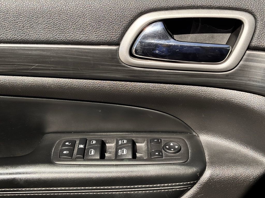 Used 2019 Jeep Grand Cherokee Altitude RWD image 22