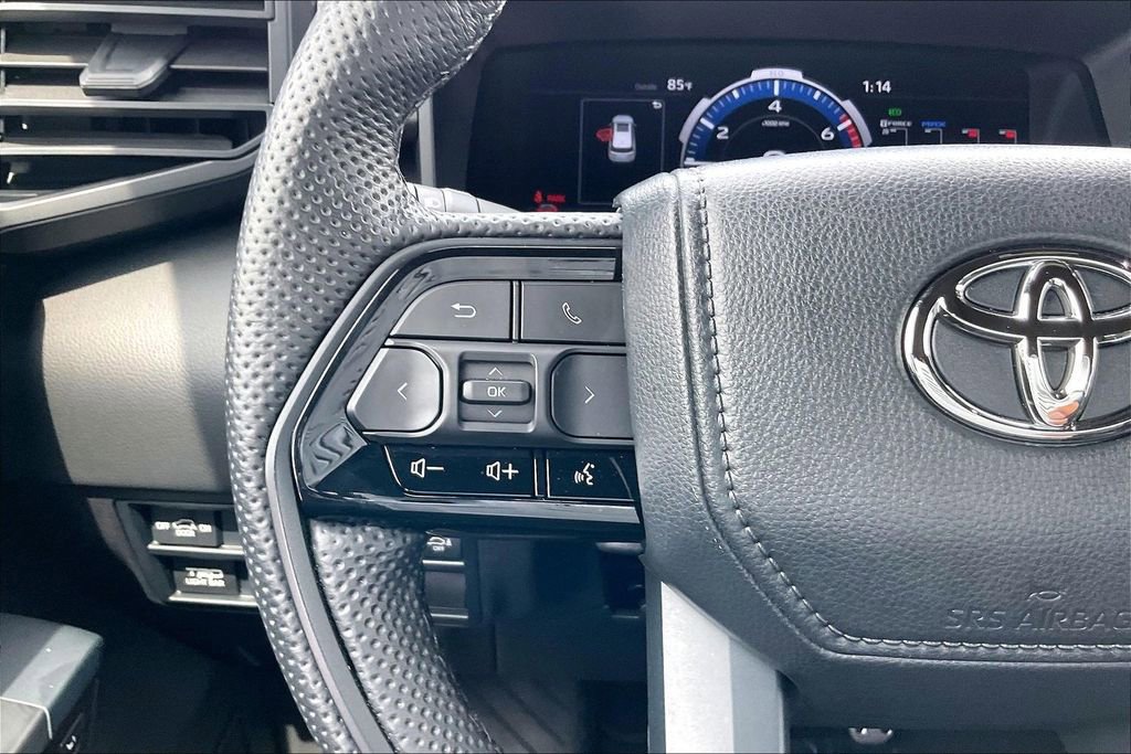 Used 2024 Toyota Sequoia TRD Pro AWD/4WD image 10