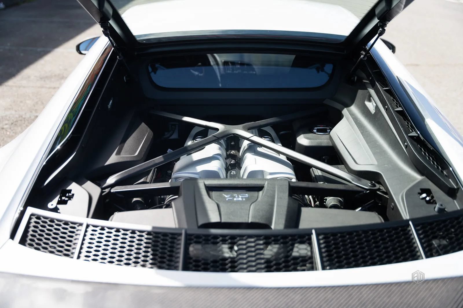 Used 2020 Audi R8 V10 w/ Full Leather Package AWD/4WD image 29