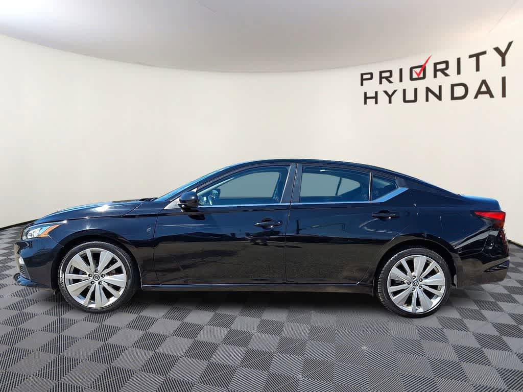 Used 2021 Nissan Altima 2.5 SR AWD/4WD image 7