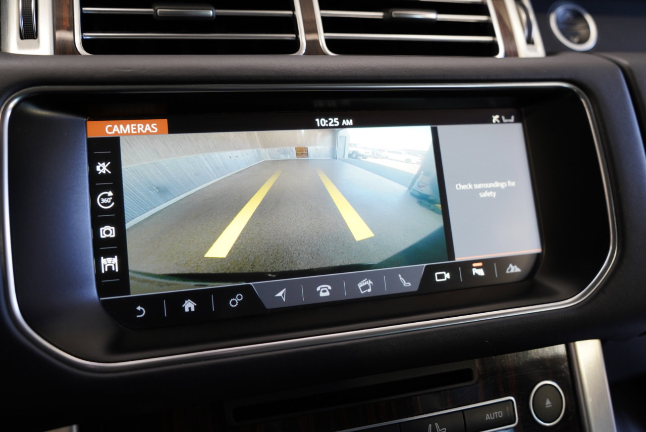 Used 2017 Land Rover Range Rover Long Wheelbase Supercharged image 19