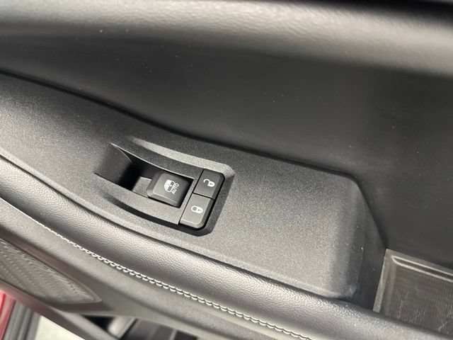 Used 2023 Jeep Grand Cherokee Altitude AWD/4WD image 27