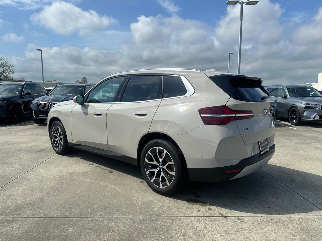 Certified 2025 BMW X3 xDrive30i image 8