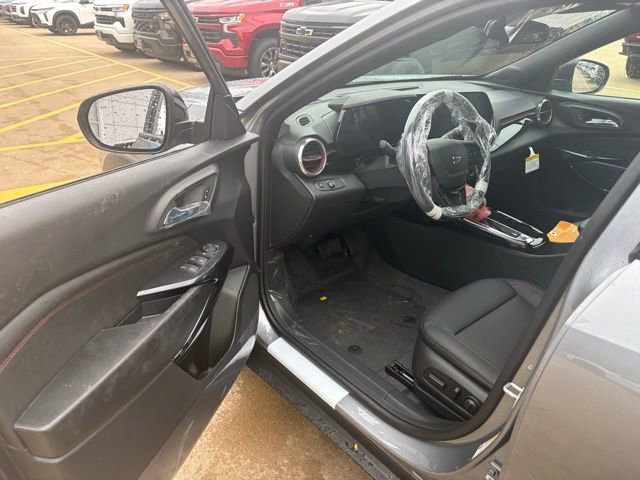 New 2026 Chevrolet Trax RS w/ Sunroof Package image 6