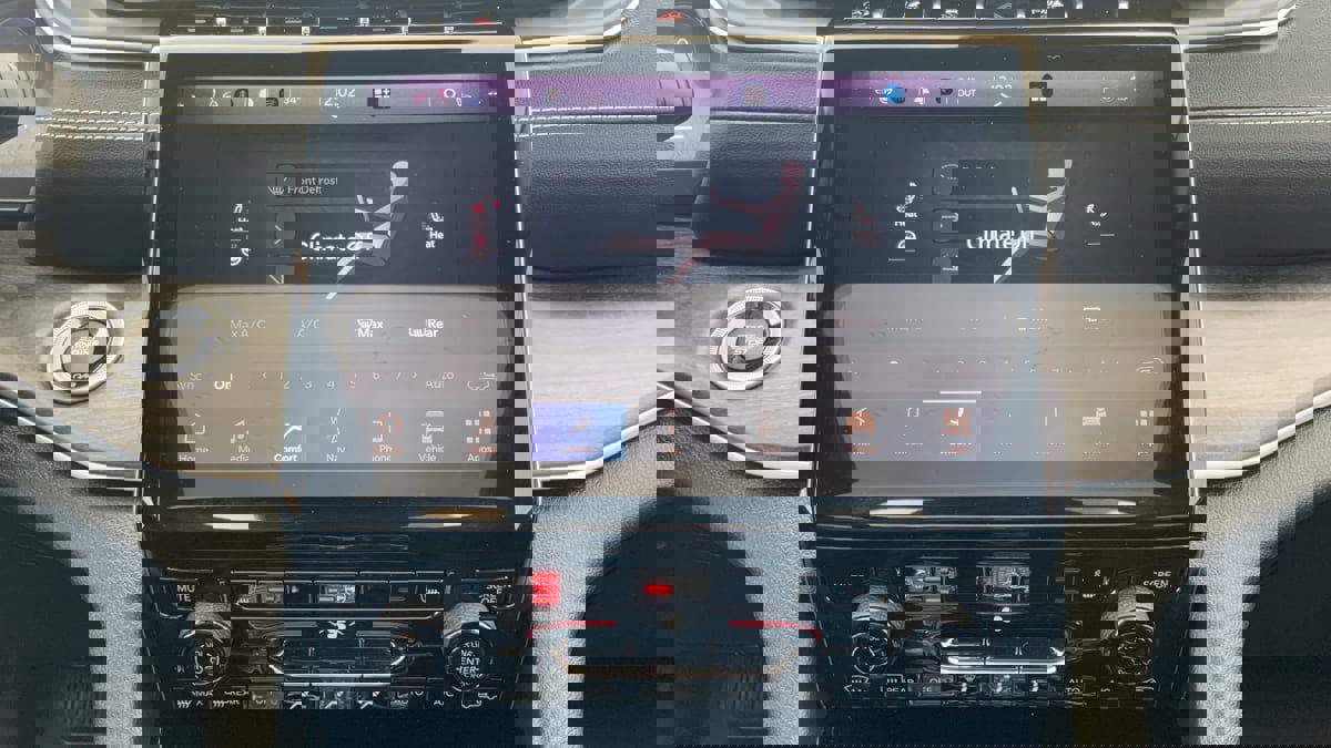 Used 2022 Jeep Grand Cherokee Limited image 35