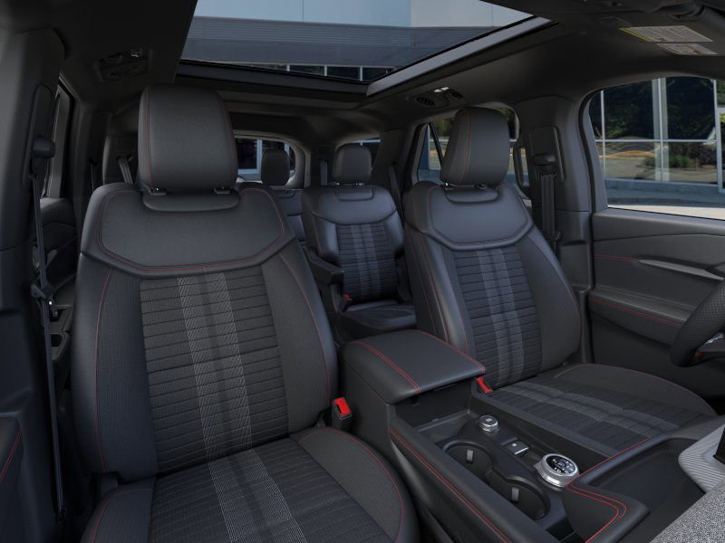 New 2026 Ford Explorer ST-Line w/ ST-Line Street Pack image 10