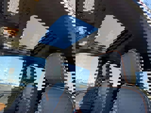 Used 2025 GMC Canyon AT4 w/ Technology Plus Package image 12