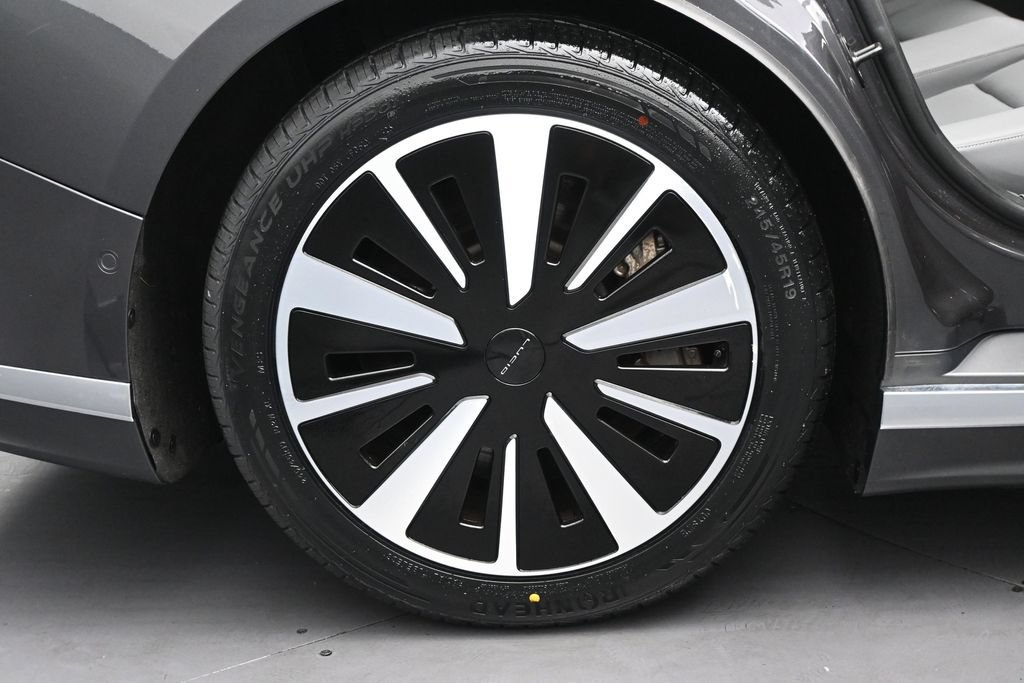 Used 2024 Lucid Air Pure RWD image 16