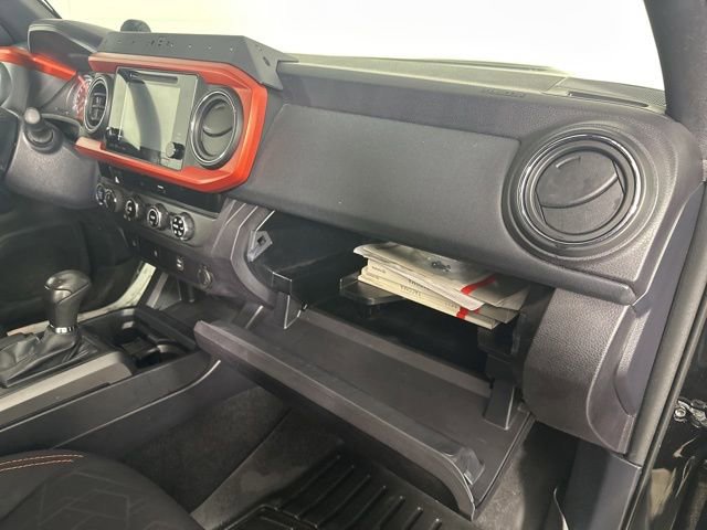 Used 2017 Toyota Tacoma TRD Sport w/ Tow Package AWD/4WD image 23