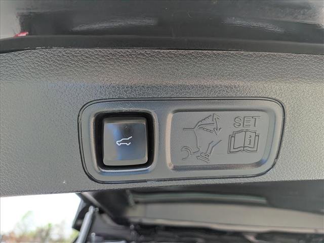 Used 2020 Lincoln Navigator Reserve w/ Equipment Group 208A Reserve image 24