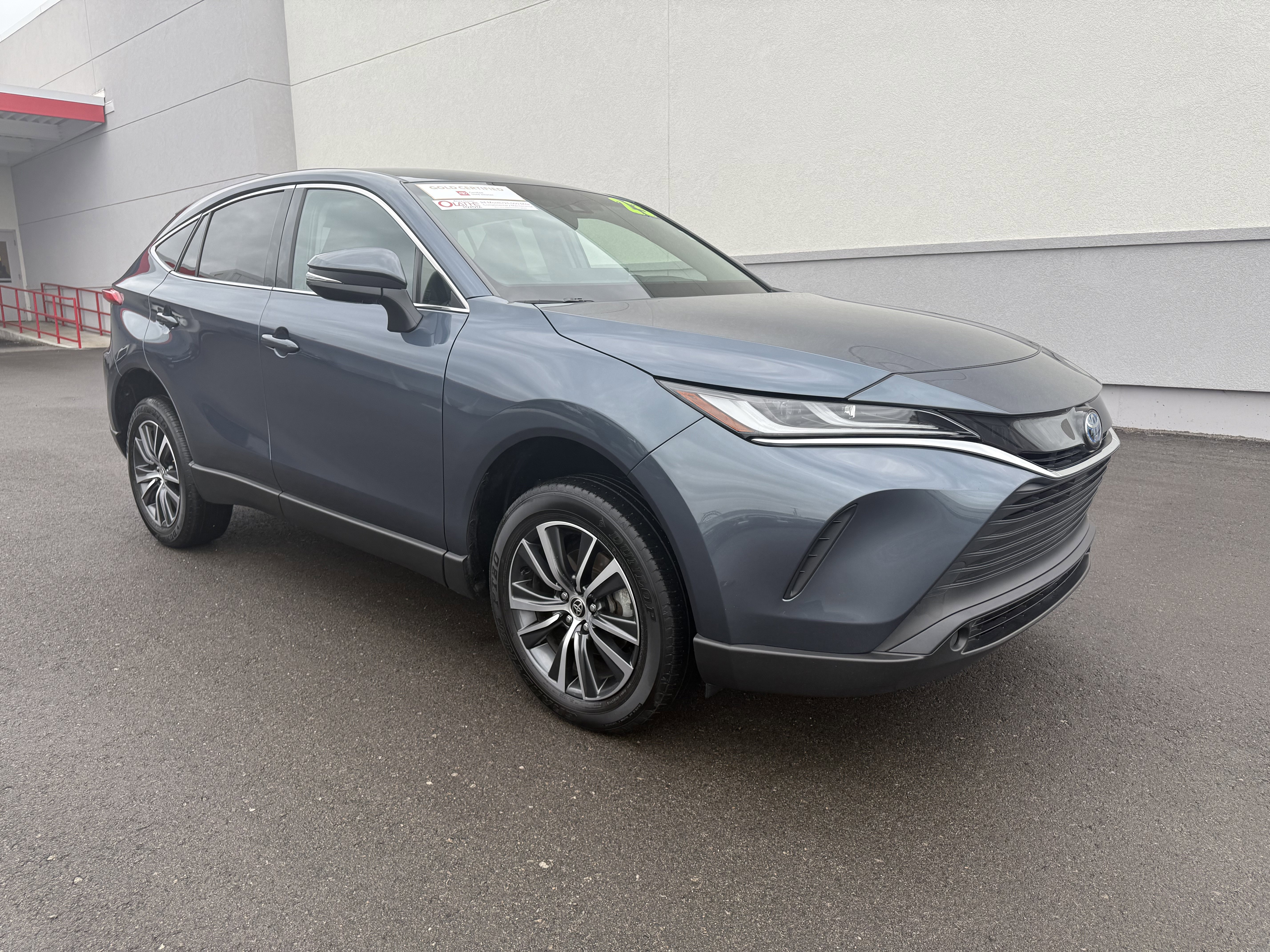 Certified 2023 Toyota Venza LE image 16