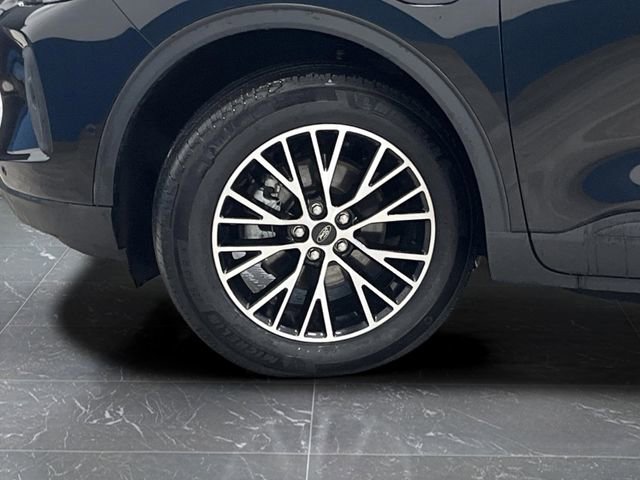 Used 2024 Ford Escape SE w/ PHEV Premium Package image 39