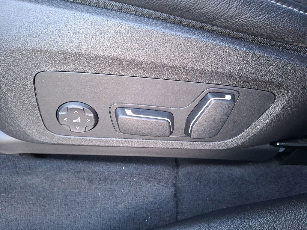 Certified 2024 BMW X3 xDrive30i w/ Premium Package image 10