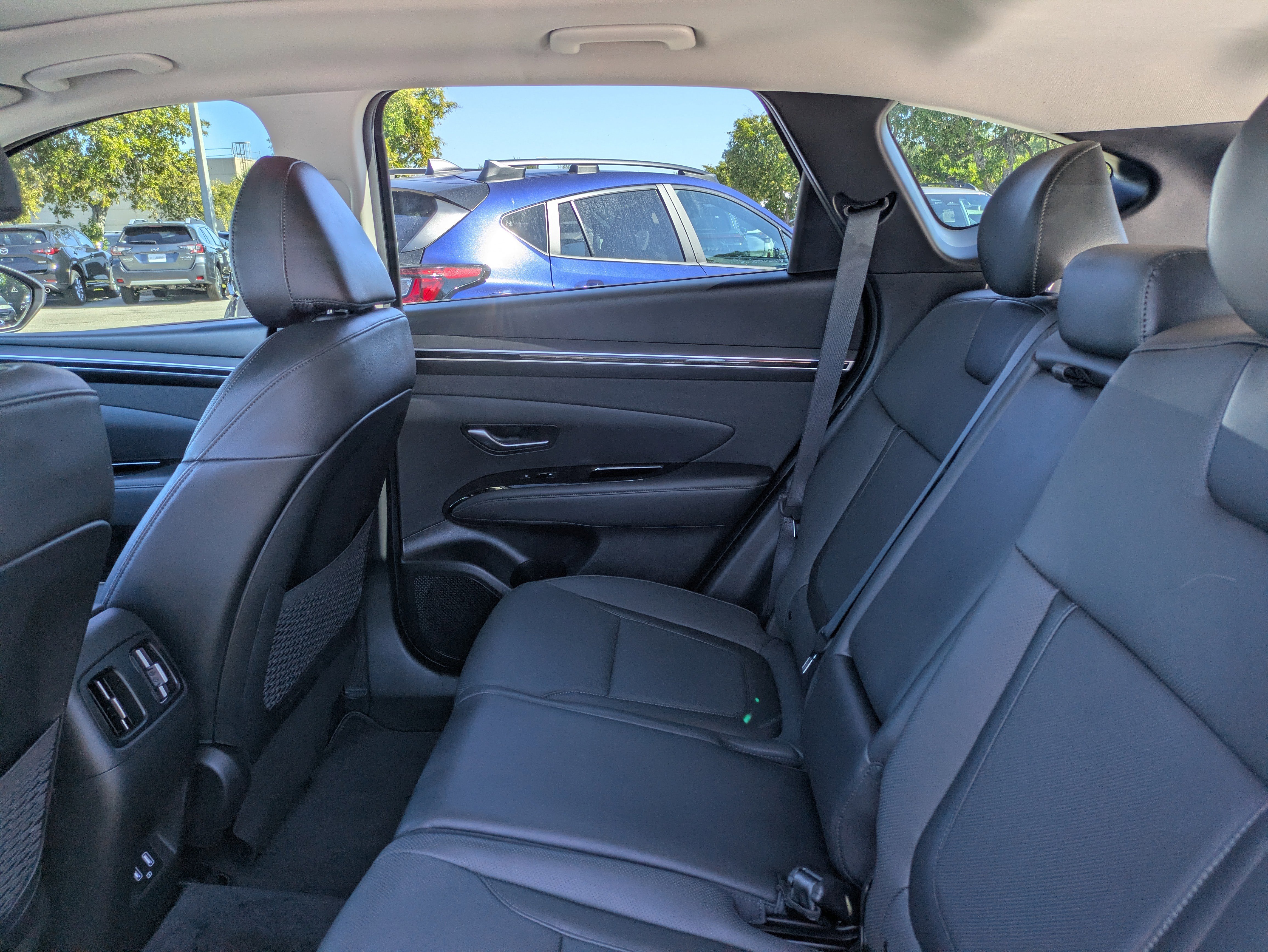 Used 2022 Hyundai Tucson Limited w/ Cargo Package image 15