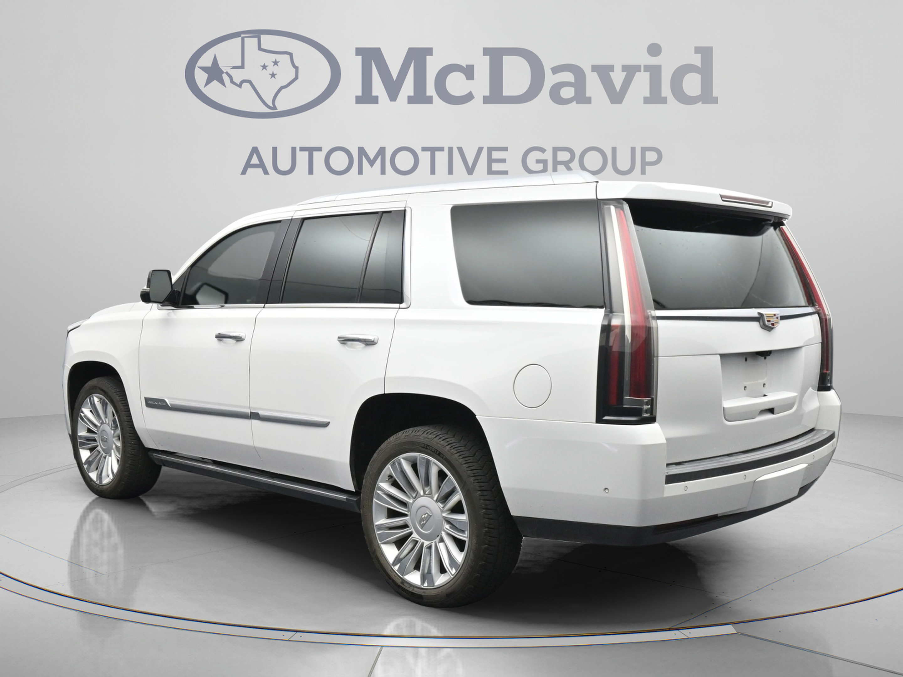 Used 2019 Cadillac Escalade Platinum AWD/4WD image 6