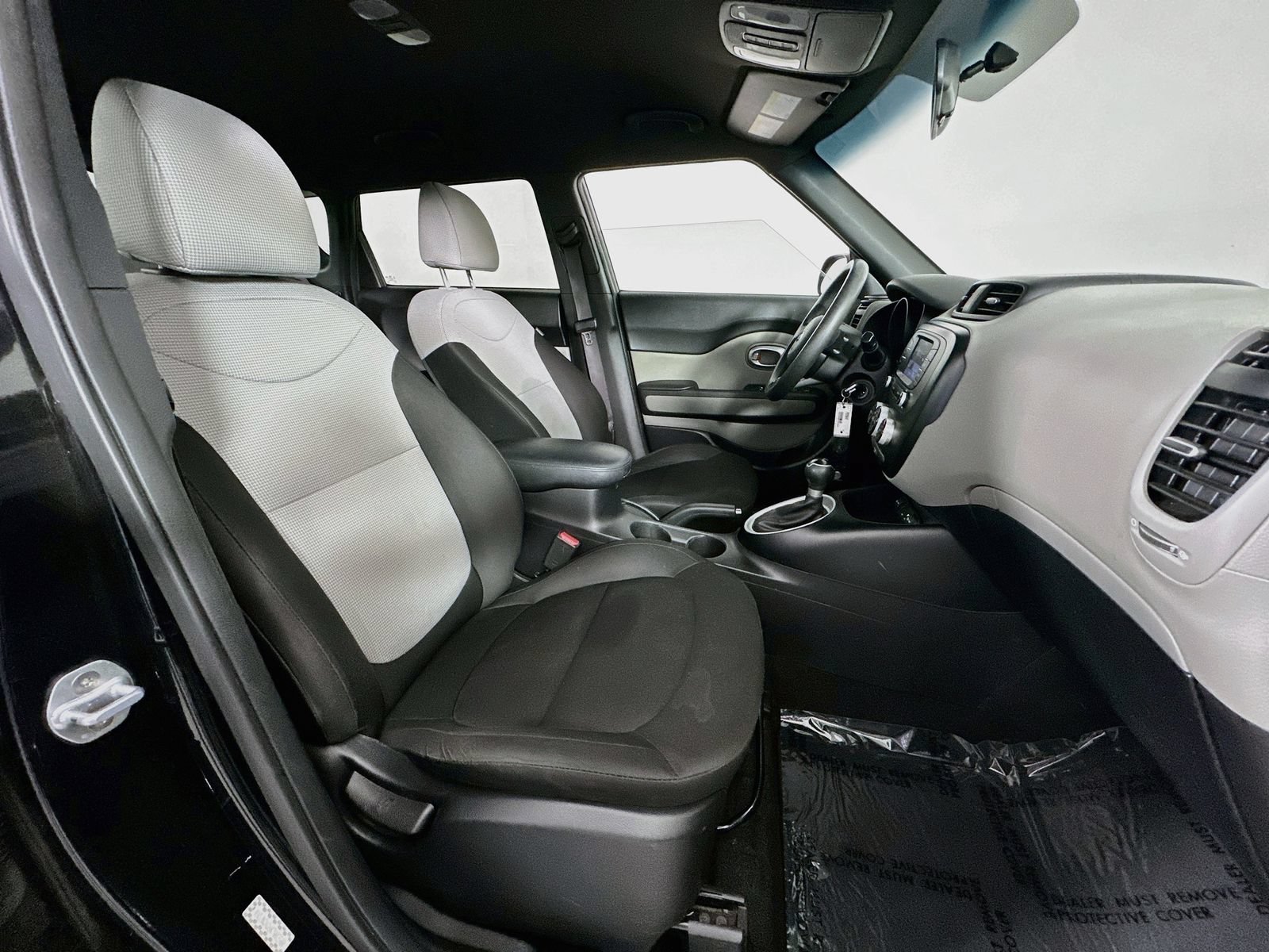 Used 2019 Kia Soul FWD image 25