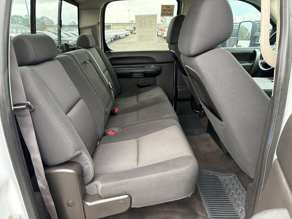 Used 2014 Chevrolet Silverado 2500 LT w/ Texas Edition image 18