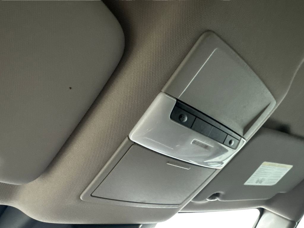 Used 2024 Nissan Rogue S AWD/4WD image 74