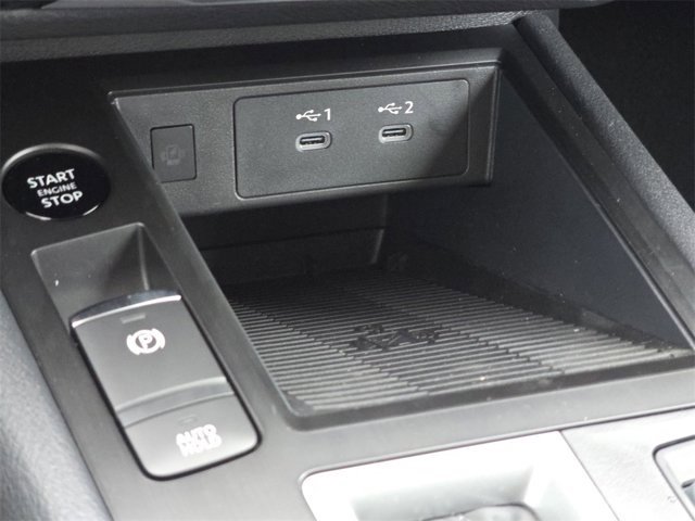 New 2026 Nissan Kicks SV w/ SV Premium Package image 17