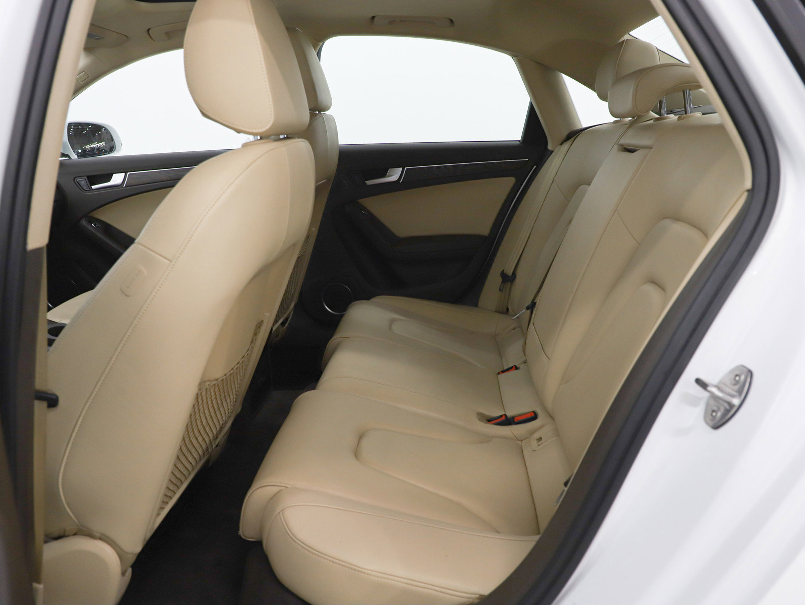 Used 2016 Audi A4 2.0T Premium Plus w/ Technology Package image 14