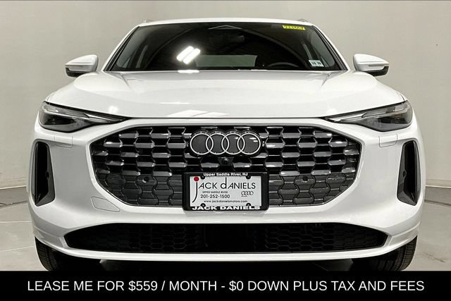 Certified 2025 Audi Q5 Premium w/ Convenience Package AWD/4WD image 3