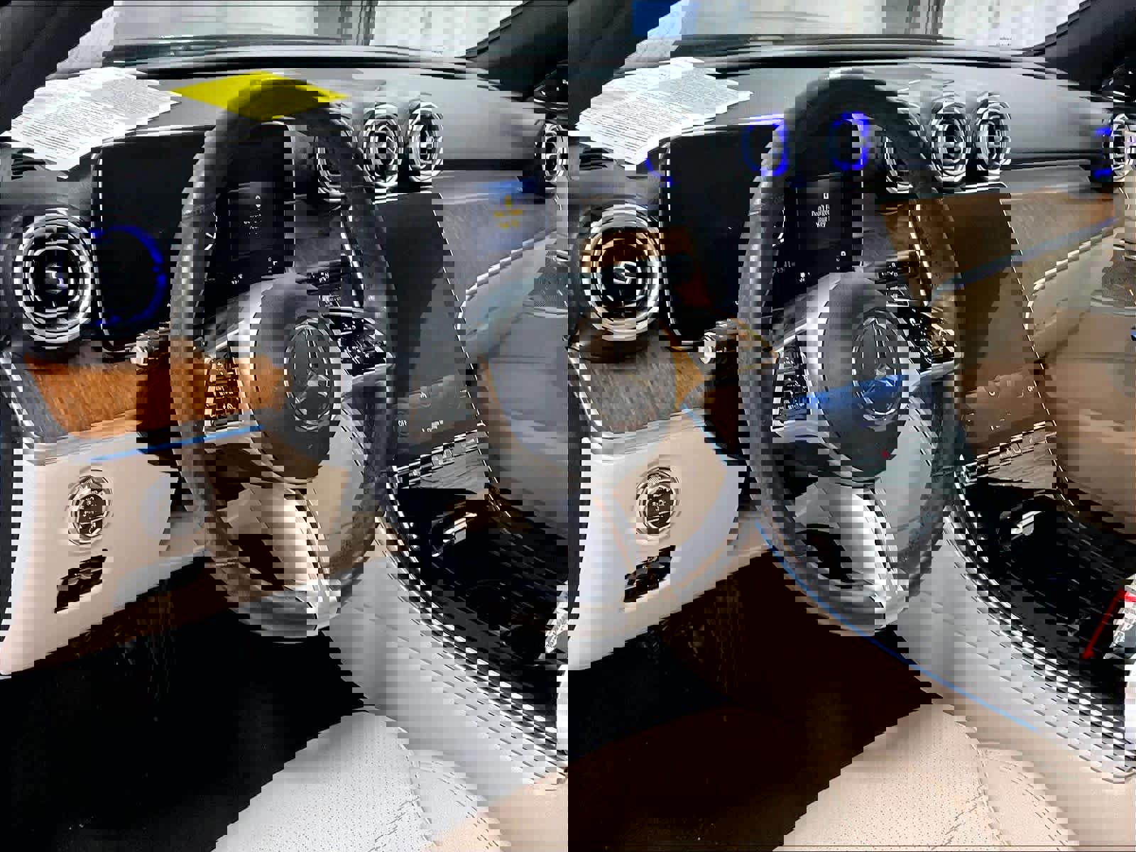 Used 2022 Mercedes-Benz C 300 4MATIC Sedan image 8