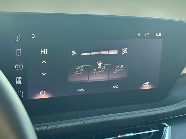 Used 2024 Buick Envista Sport Touring w/ Convenience I Package image 34