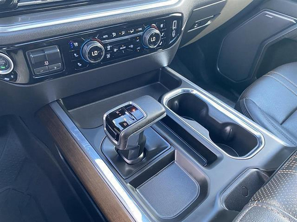 Used 2025 Chevrolet Silverado 1500 High Country AWD/4WD image 43
