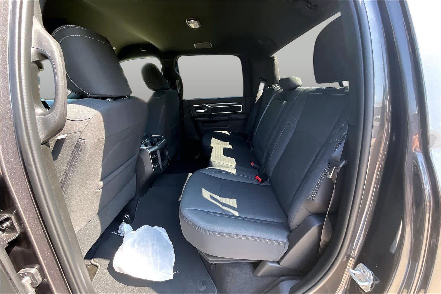 New 2027 RAM 2500 Big Horn AWD/4WD image 21