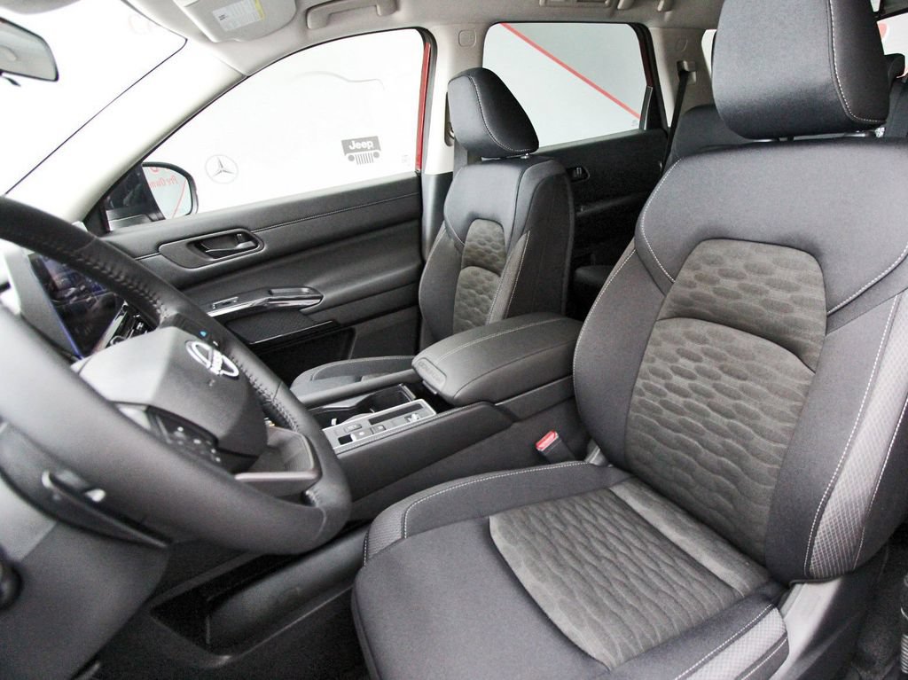 New 2026 Nissan Pathfinder SV FWD image 23