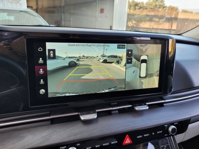 Used 2022 Kia Carnival SX FWD image 19