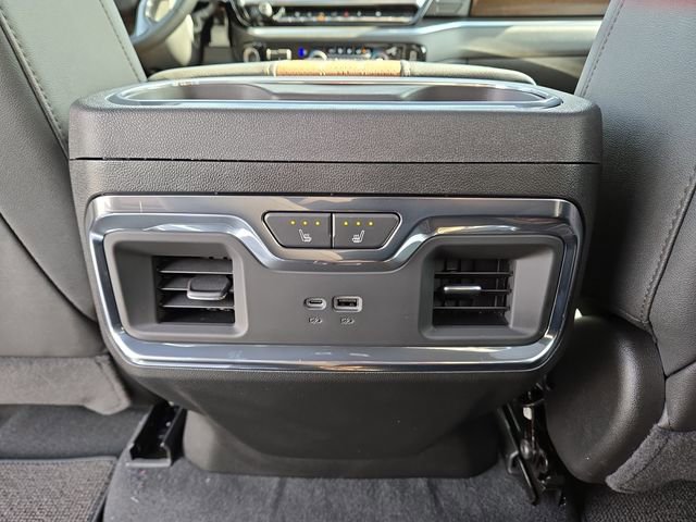 New 2026 Chevrolet Silverado 3500 High Country w/ Technology Package AWD/4WD image 15