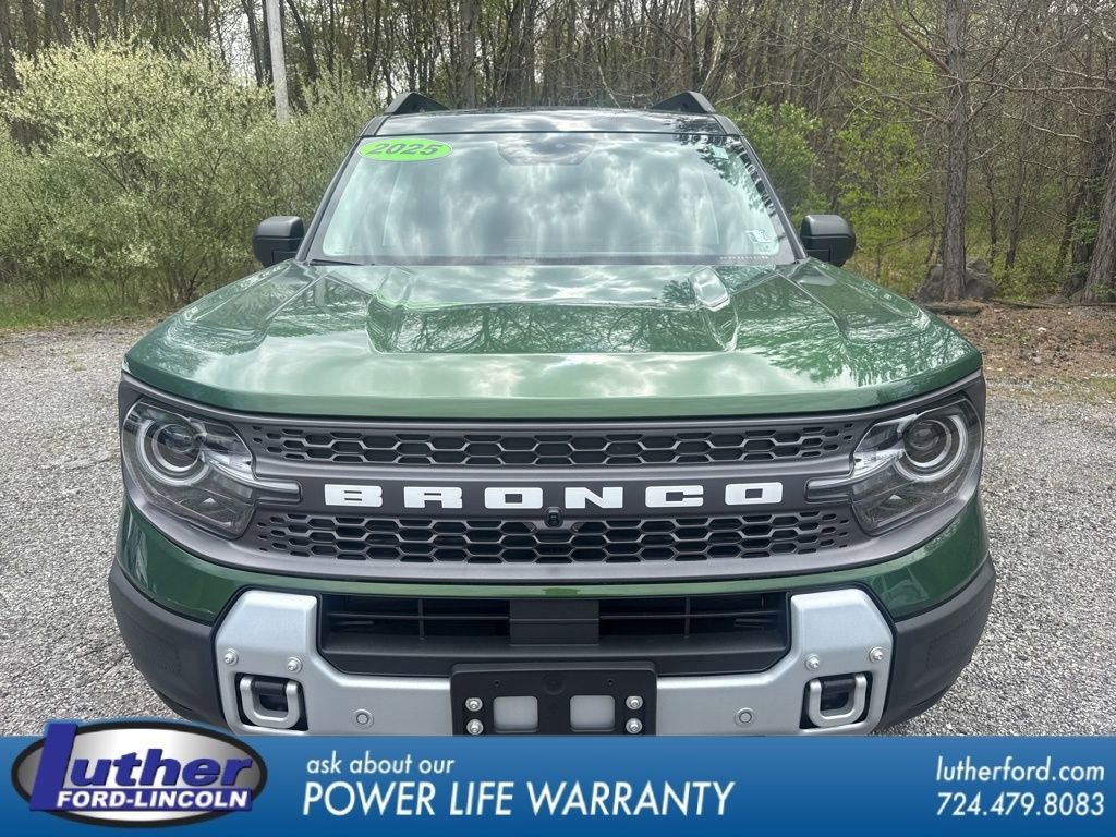 Used 2025 Ford Bronco Sport Badlands AWD/4WD image 1