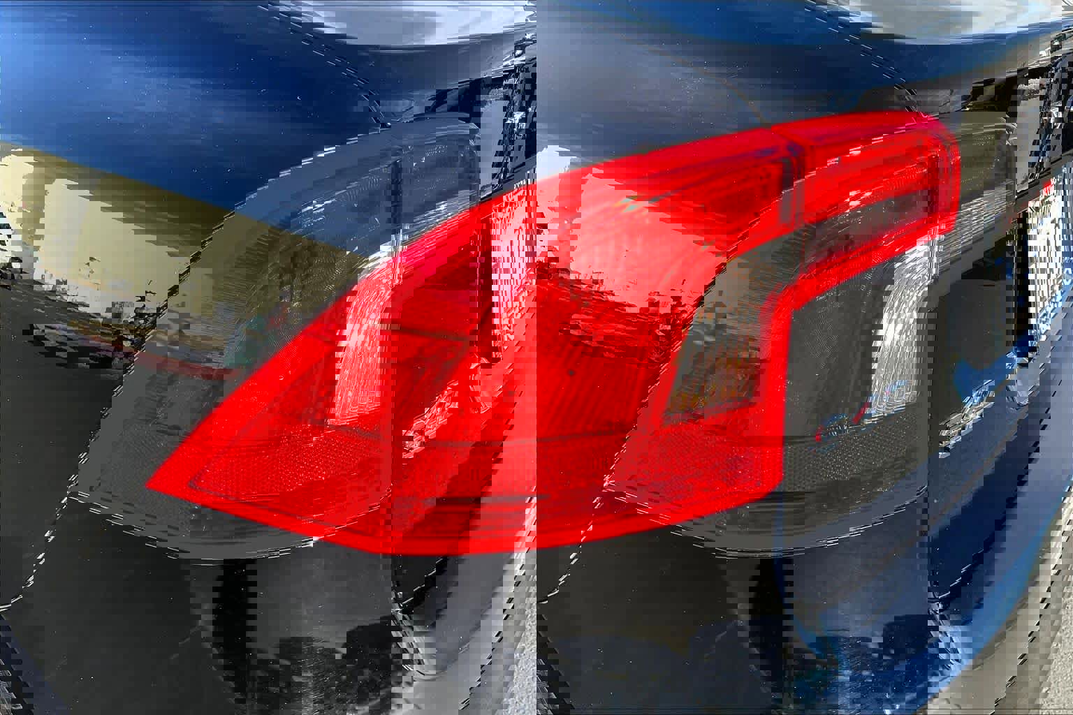 Used 2015 Volvo S60 T5 Premier image 32