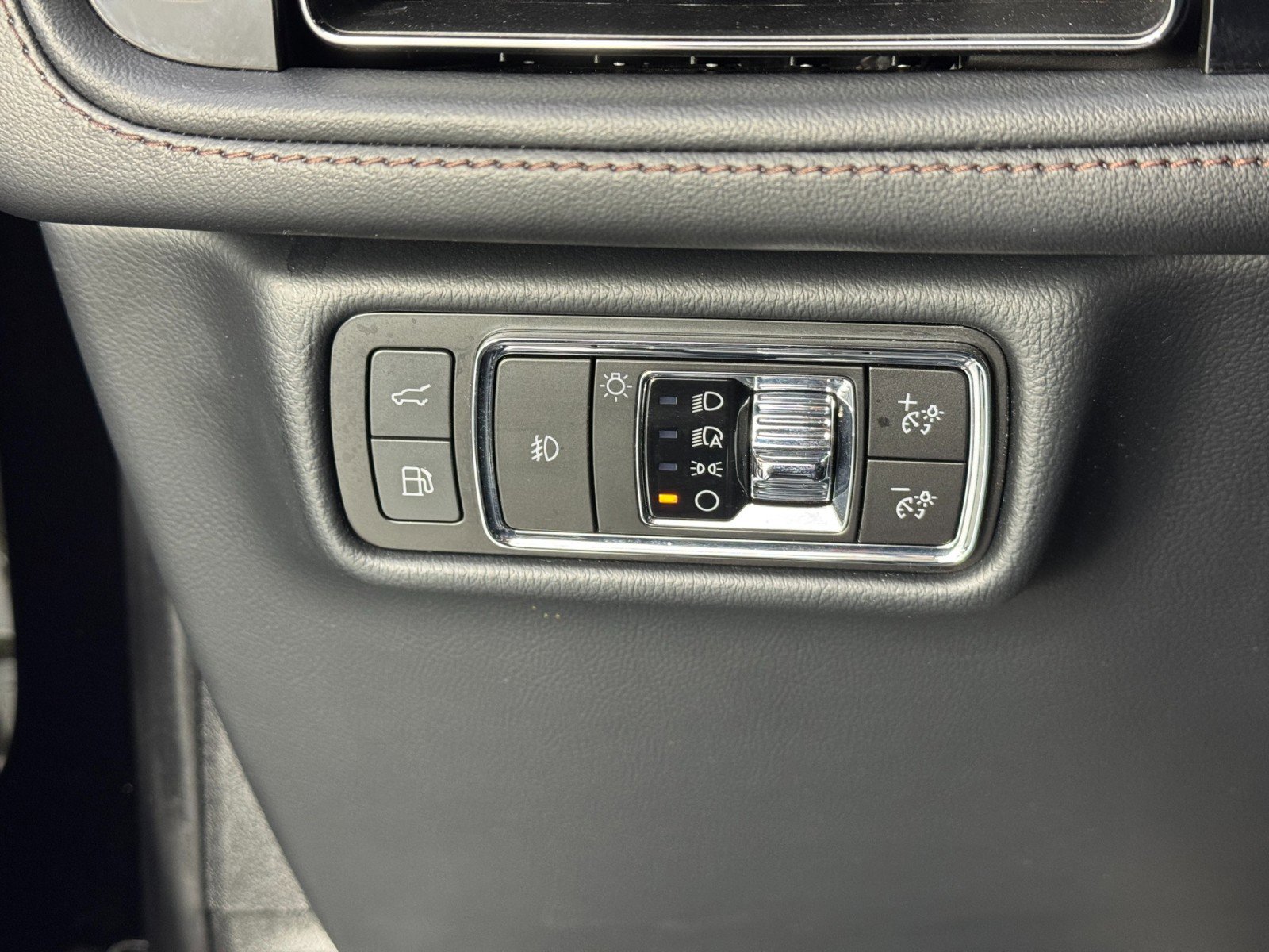 Used 2023 Lincoln Aviator Grand Touring w/ Equipment Group 301A image 19