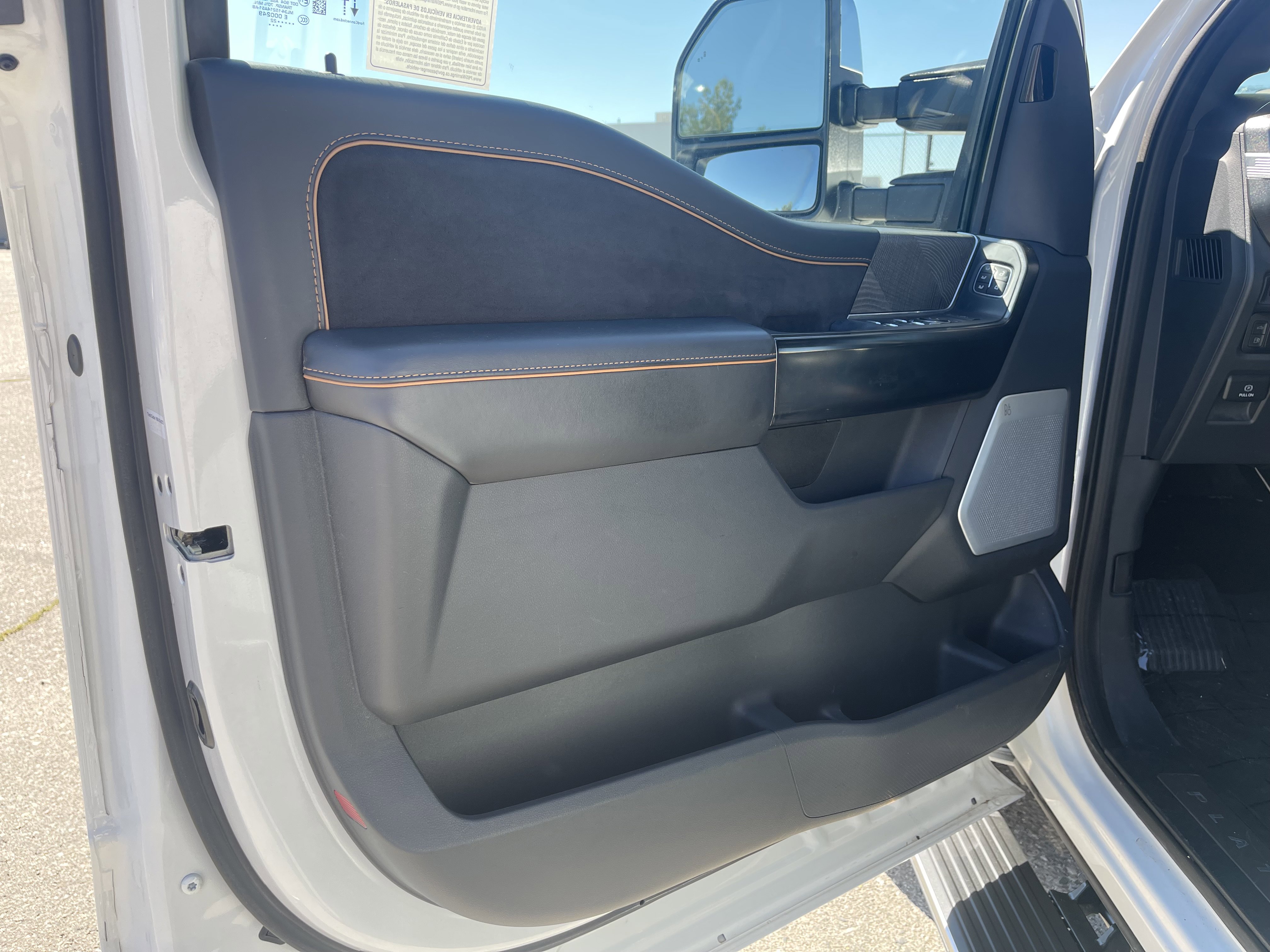 Used 2022 Ford F150 Platinum w/ Equipment Group 701A High image 15