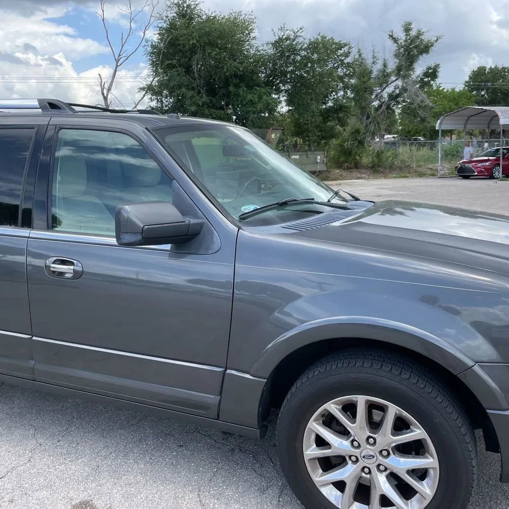 Used 2015 Ford Expedition Limited w/ Equipment Group 301A AWD/4WD image 13
